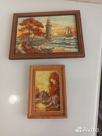 Панно из янтаря