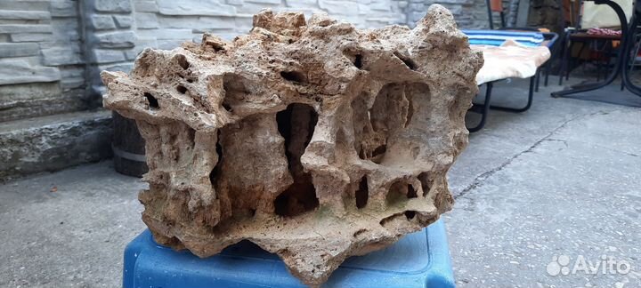 Природный камень в аквариум