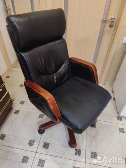 Кресло босса (натуральная кожа)