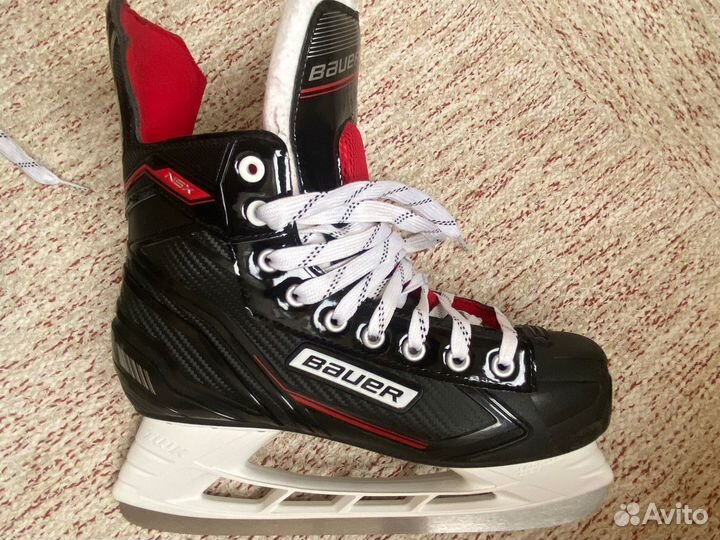 Коньки хоккейные 43 размер