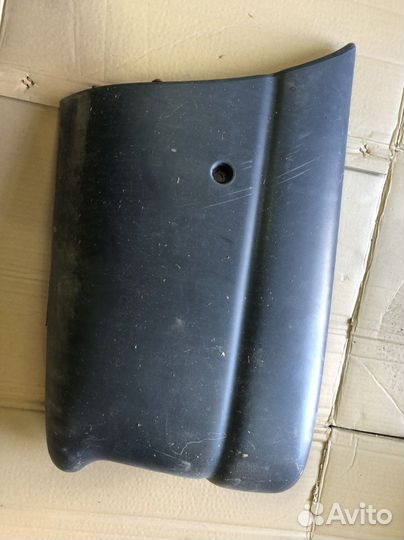 Задний левый клык Renault Master 2