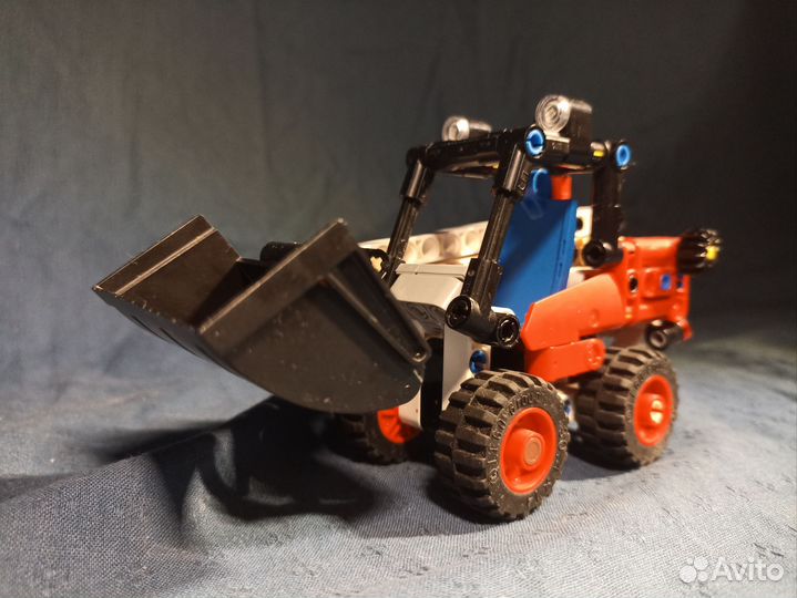 Lego technic/Фронтальный погрузчик