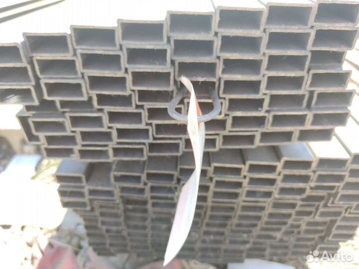 Профильная труба 40х20х2
