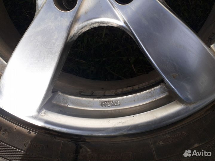 Goodyear UltraGrip 500 245/65 R17