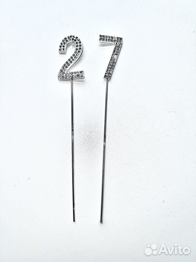 Цифра топпер со стразами (2 и 7)