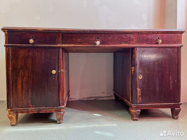 Кабинетный письменный стол СССР