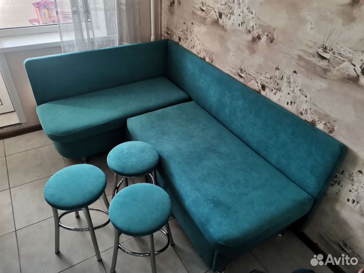 Перетяжка и ремонт мягкой мебели