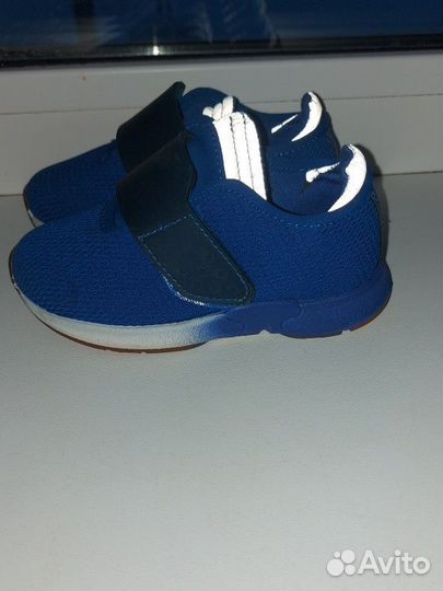 Кроссовки zara детские
