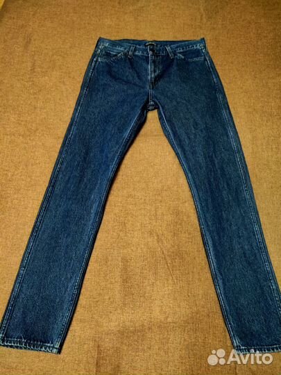 Джинсы 