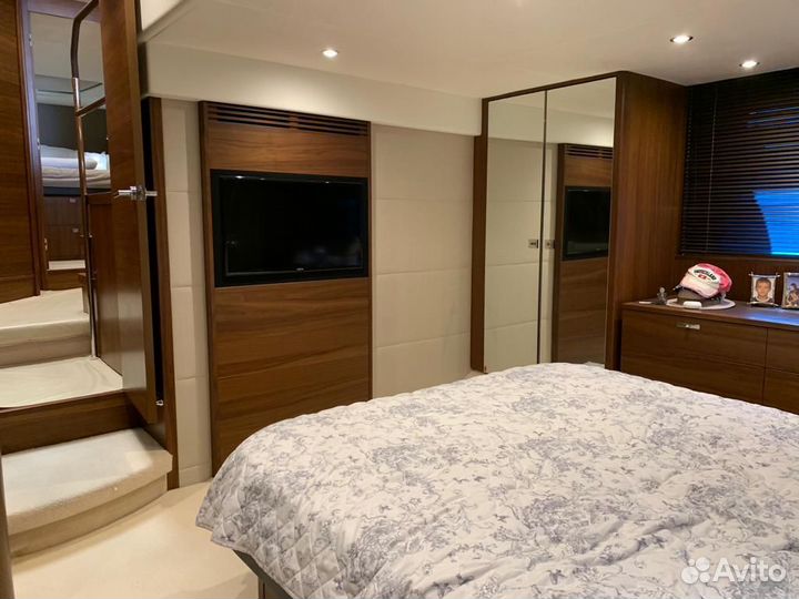 Моторная яхта Princess 56 (014)