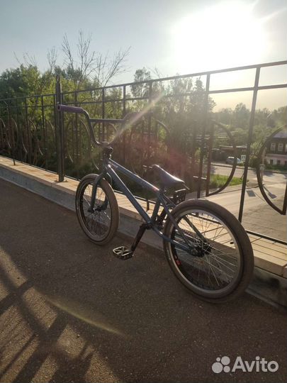 Трюковой велосипед bmx