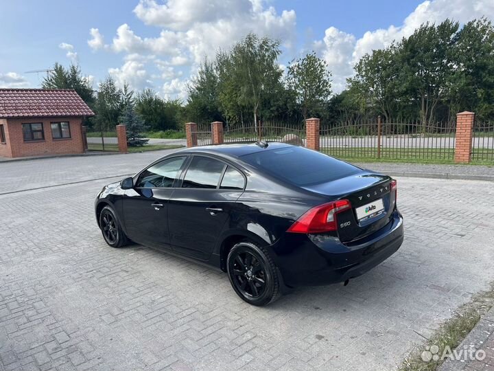 Volvo S60, 2011