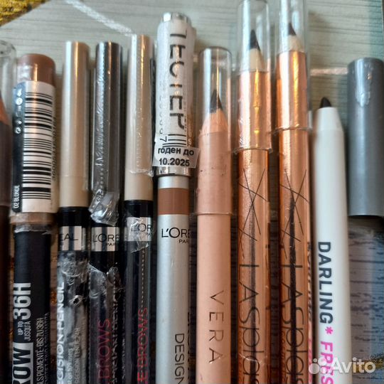 Карандаш для бровей L'Oréal, Maybelline, Lasplash