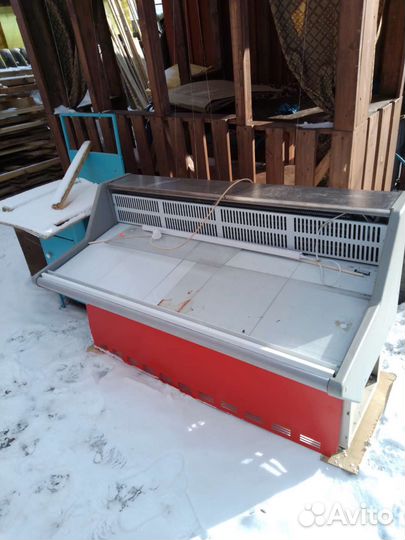 Холодильная витрина бу