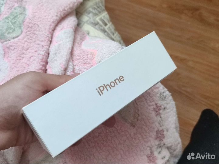 iPhone 7 коробка