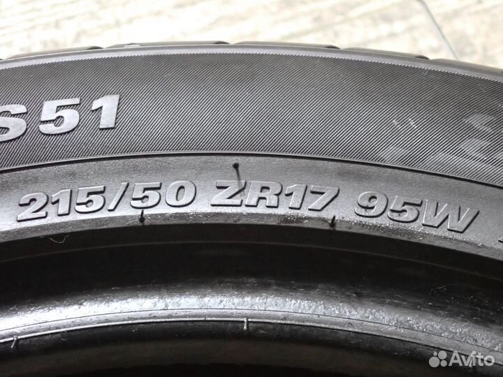 Kumho Ecsta HS51 215/50 R17 95W