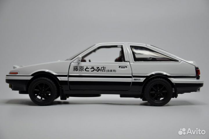 Модель авто Toyota Sprinter Trueno AE86 1:32 метал