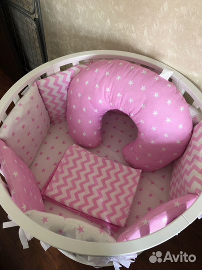 Кроватка-трансформер с маятником