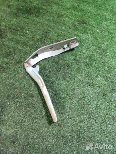 Петля капота левая Peugeot 206