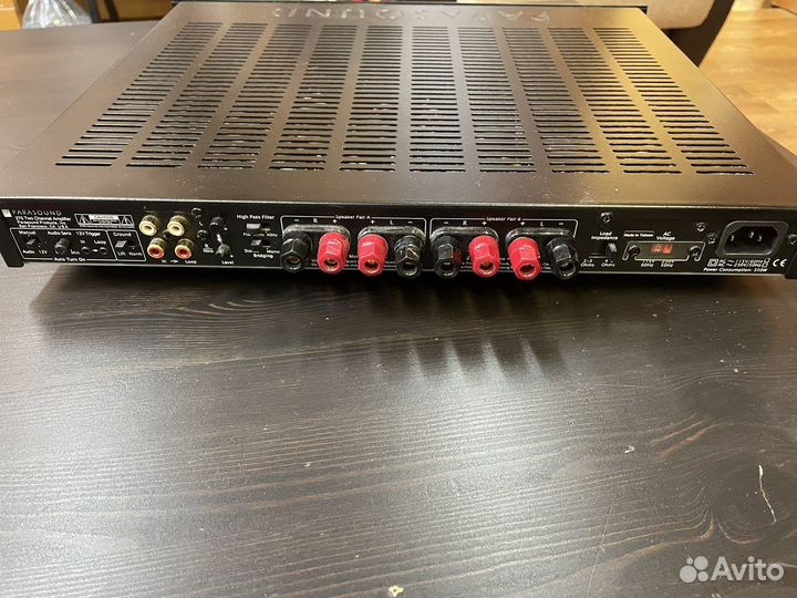 Усилитель parasound 275