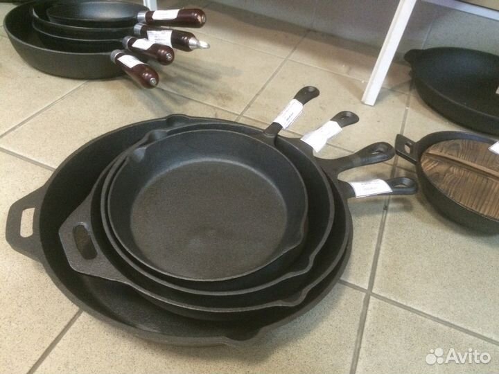 Сковороды чугунные