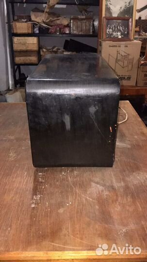 Радиоприёмник сетевой ламповый Punane-RET VV-661