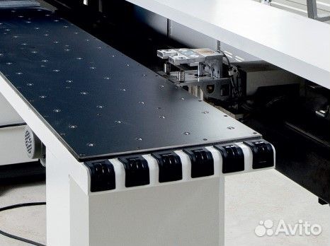 Сверлильно-присадочный центр с чпу jiyu CD-612US