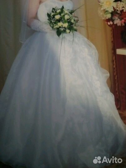 Свадебное платье 44 р