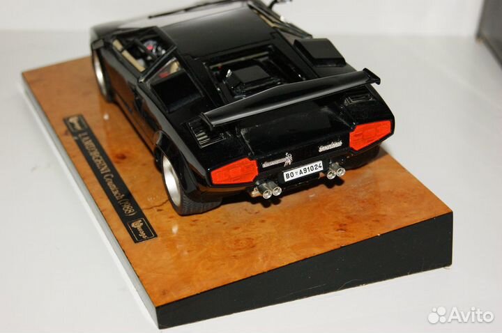 1/18 Bburago Lamborghini Countach Schwarz Италия