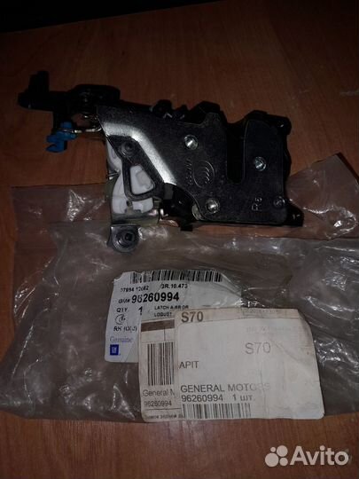 Замок двери шевролет General Motors 96260994