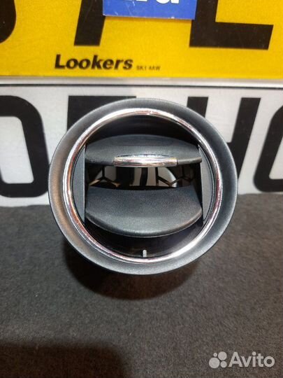 Воздуховод в торпедо Ford Galaxy 2.0 qxwb 2007