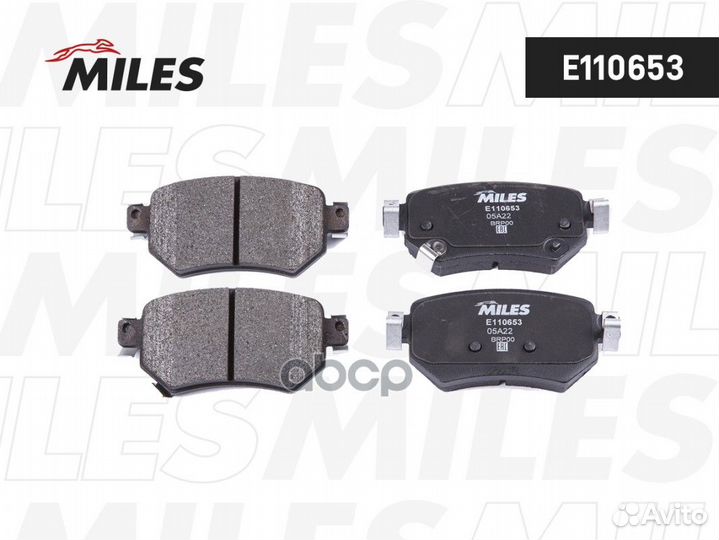 Колодки тормозные задние (Смесь Semi-Metallic)