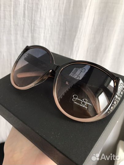 Солнцезащитные очки женские