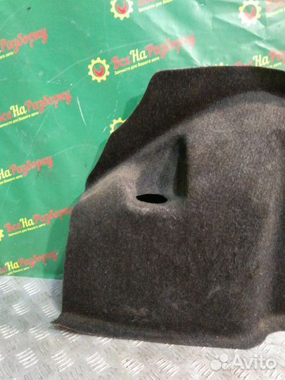 Обшивка багажника правая Renault Symbol седан 1.4Л