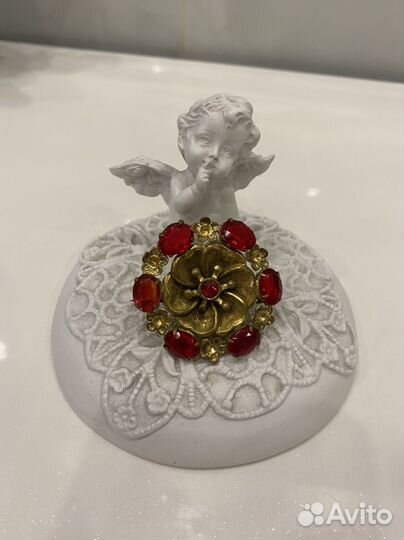 Винтажная брошь