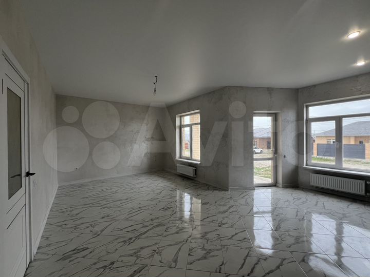 Коттедж 100 м² на участке 3 сот.