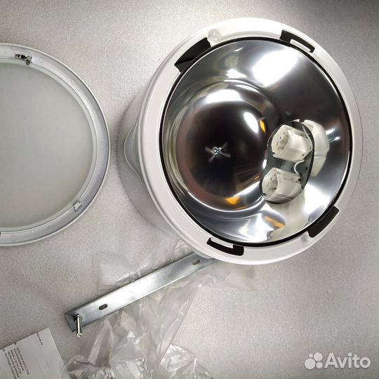 Светильник накладной UX-tubus 2x26W