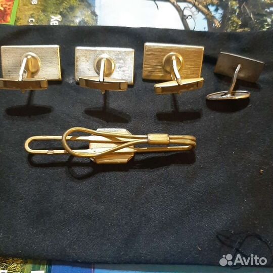 Запонки и зажим для галстука