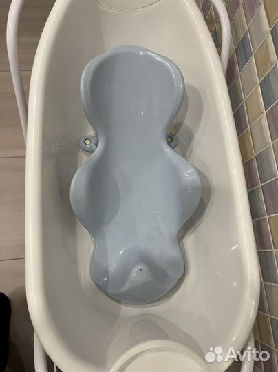 Ванночка для купания с подставкой mothercare