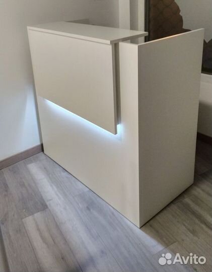 Ресепшн для салона красоты