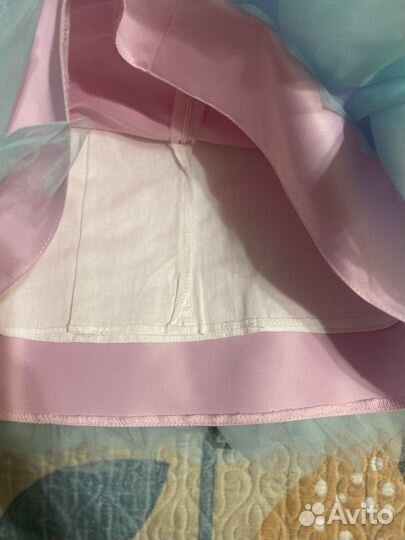 Нарядное платье 128