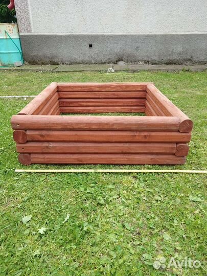 Клумба 91х91 см