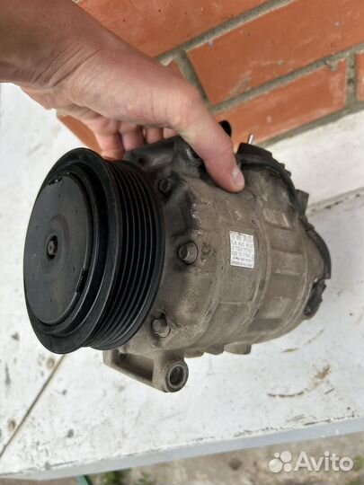 Компрессор кондиционера Touareg Audi Q7 3.0 tdi