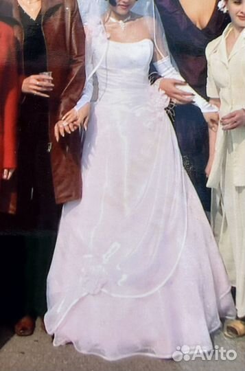 Свадебное платье 42 44 бу