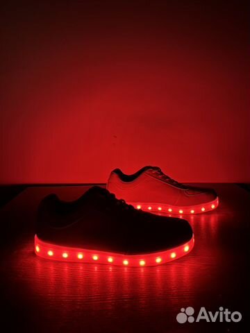 Кроссовки со светящейся подошвой 39-40 для танцев
