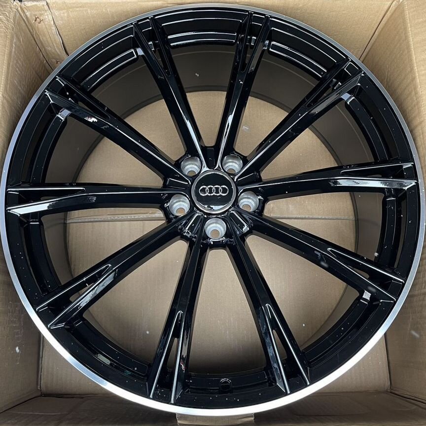 Литые диски Audi 9.5×R22 5×112