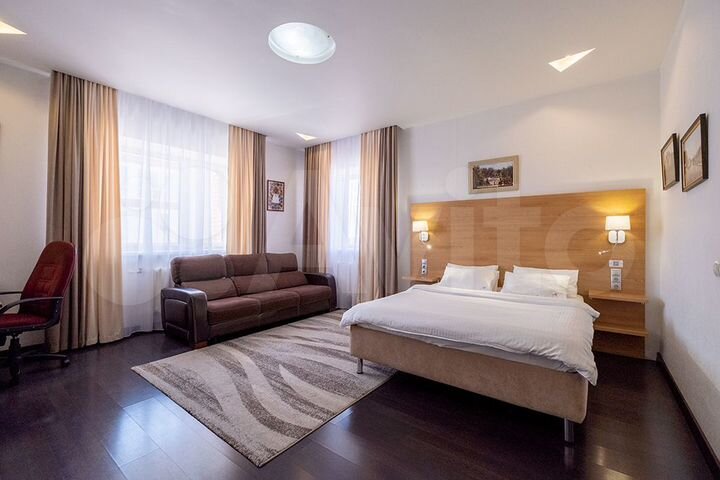 2-к. квартира, 90 м², 9/10 эт.