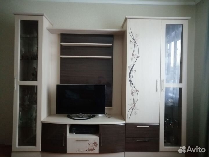 Стенка в гостиную со шкафом под тв бу