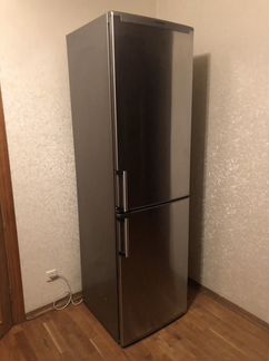 Холодильник siemens KG39NX73
