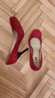 Туфли на шпильке 40р